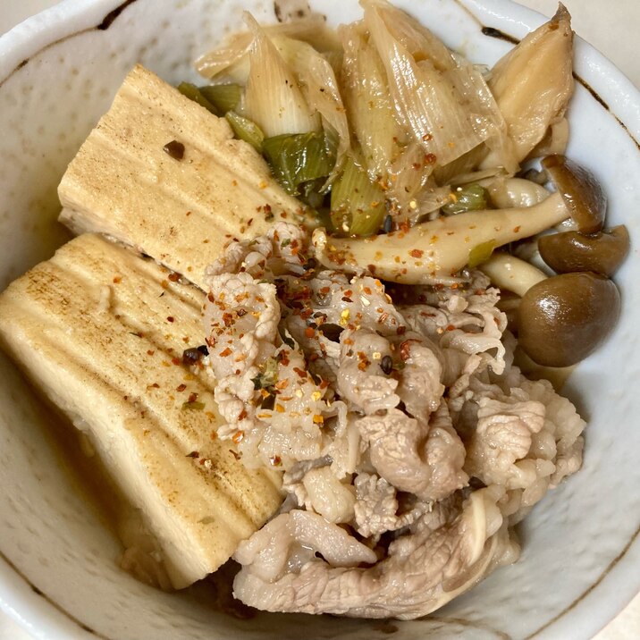 【簡単でヘルシー】肉豆腐、基本的な作り方で。